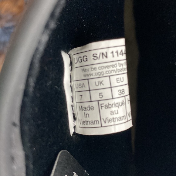 UGG Classic Brellah Mini Waterproof Rain Boots Black Size 7 NWT - Picture 12 of 12